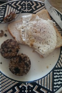 breakfast haggis with eggs